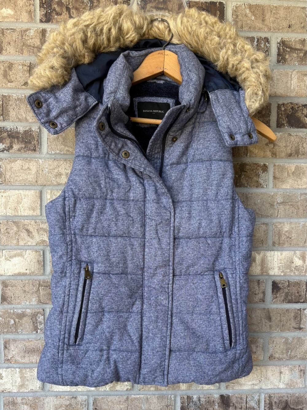 Banana Republic Puffer Vest Womens XS Blue Hooded Quilted Faux Fur Y2K Style